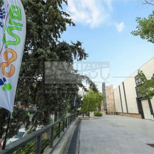 پرچم ساحلی سالن 5 (ملل)